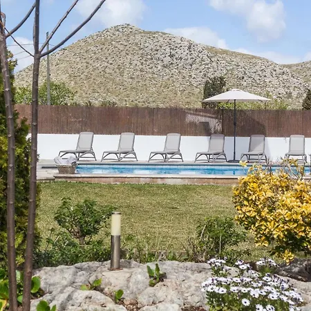 Garu - Beautiful Walking Distance To *