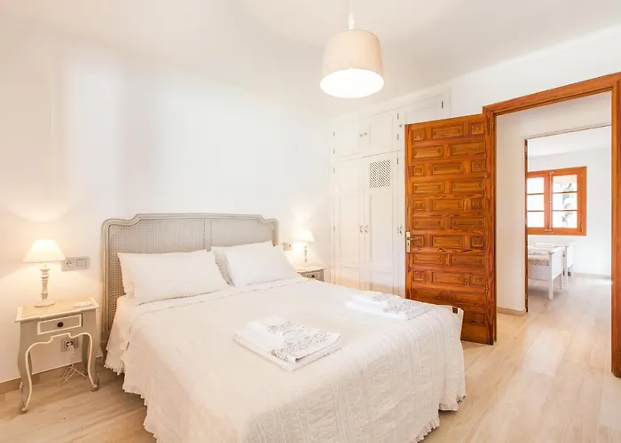 Villa Garu - Beautiful Walking Distance To Port de Pollença
